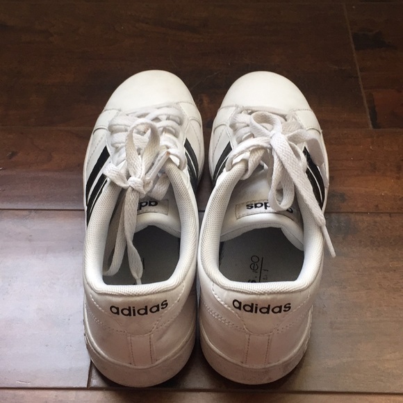 Adidas - Picture 3 of 4